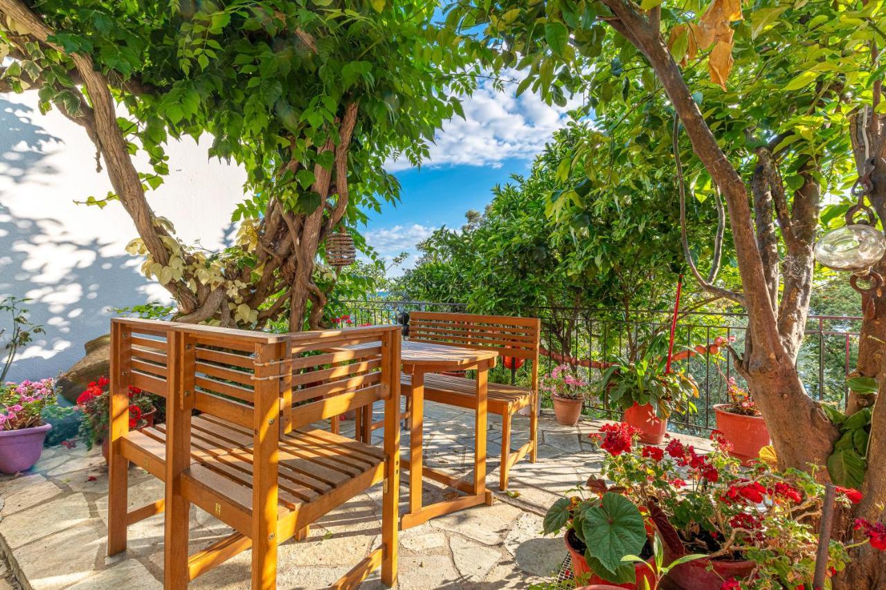Katerina Fotopoulos Rooms & Apartments - Papanero Com Agios Ioannis  Kültér fotó