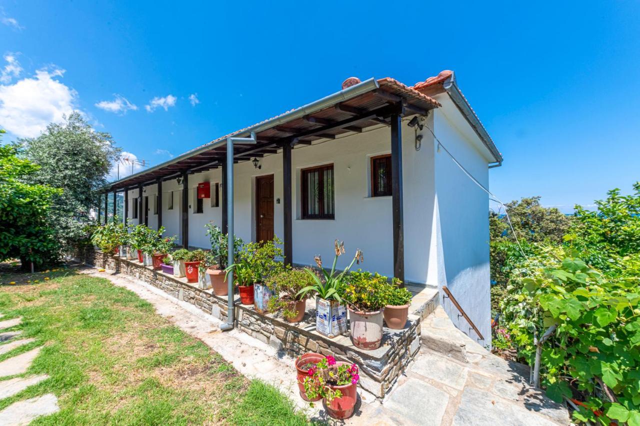Katerina Fotopoulos Rooms & Apartments - Papanero Com Agios Ioannis  Kültér fotó
